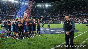 Siêu Cúp châu Âu 2026: PSG đăng quang, Unai Emery và lời nguyền chưa có lời giải